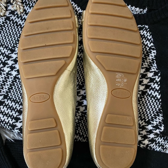 Coach Bianca Flats, Gold - Picture 4 of 7